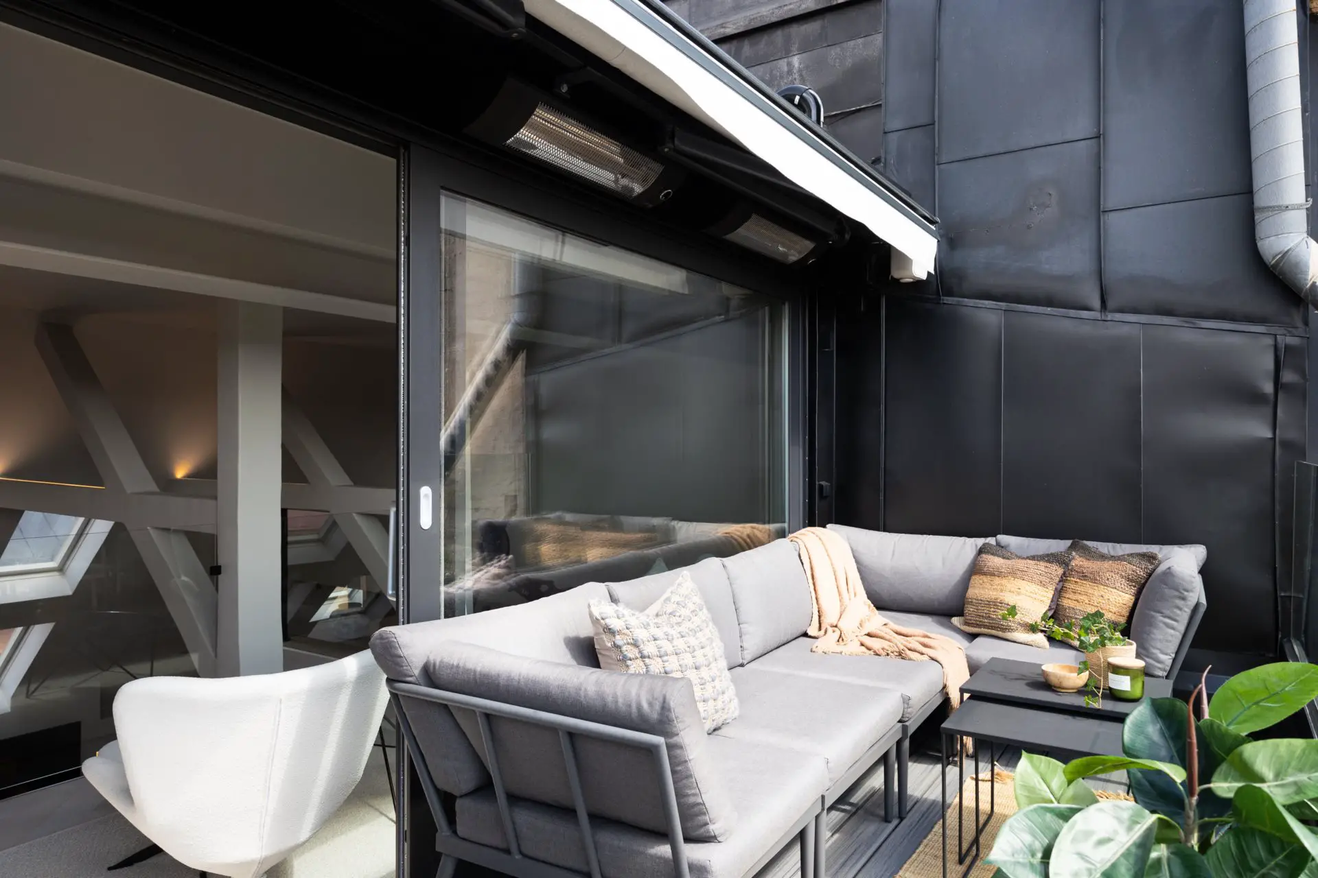 瑞典独特设计复式公寓，尽享城市宁静美景-20