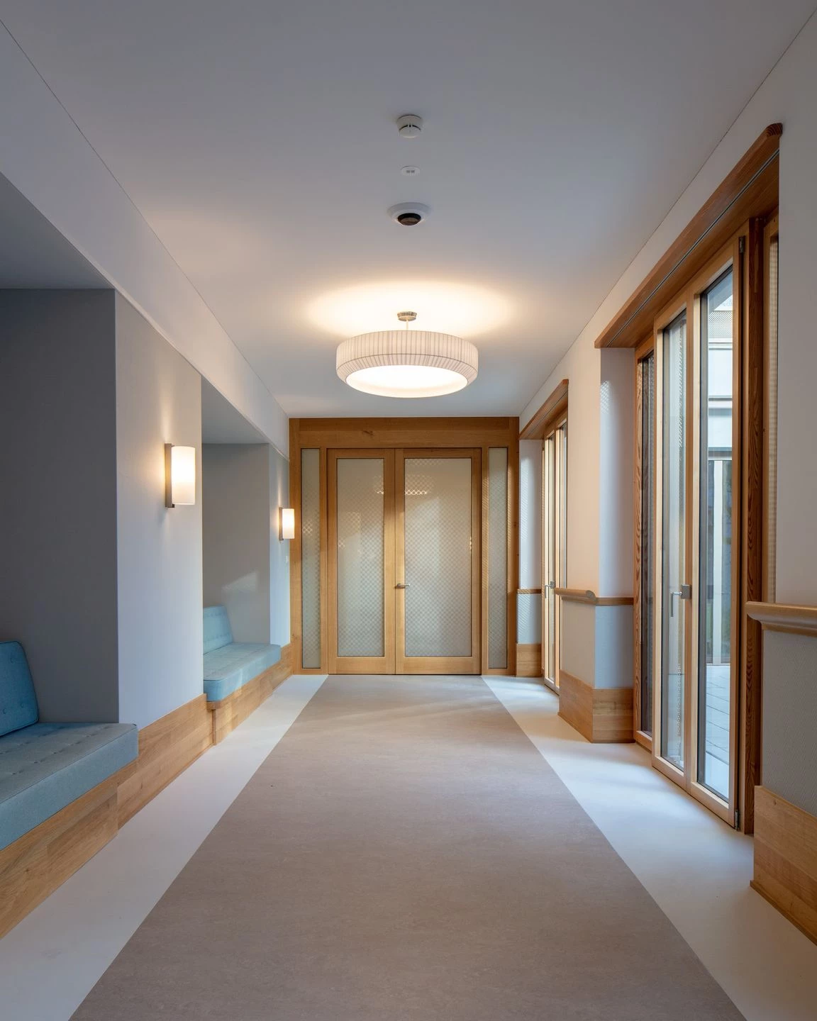 瑞士 Bombach 痴呆症护理之家——和谐融入公园的低层建筑-20