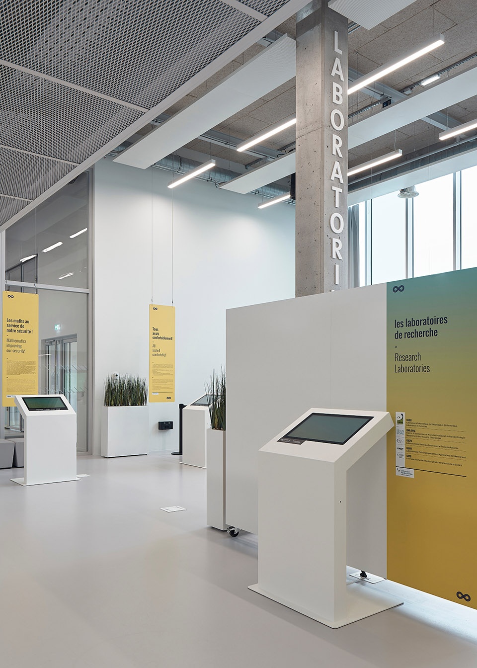 上法兰西综合理工大学创意空间丨法国丨Coldefy-9