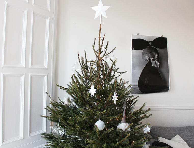 o christmas tree  - Ollie & Seb's Haus-1