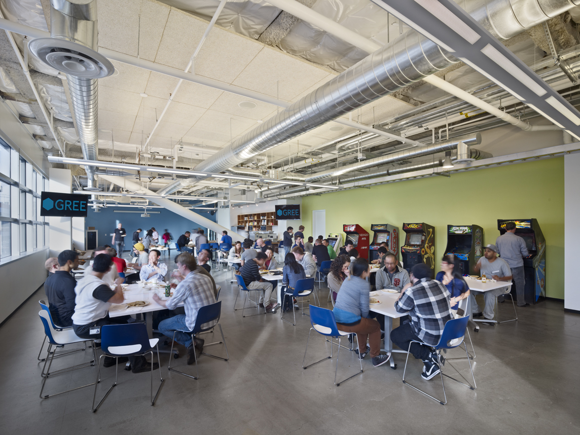 简约而富有雕塑感的日本游戏公司美国总部办公室设计-28