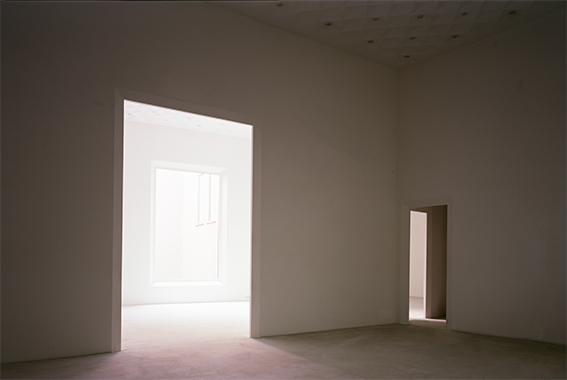 Z33 艺术馆 · 静谧之墙与城市对话-50