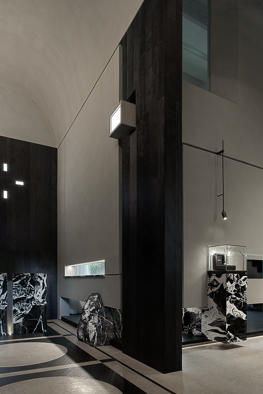 質會中古奢侈品店丨中国台州丨观诺设计-12