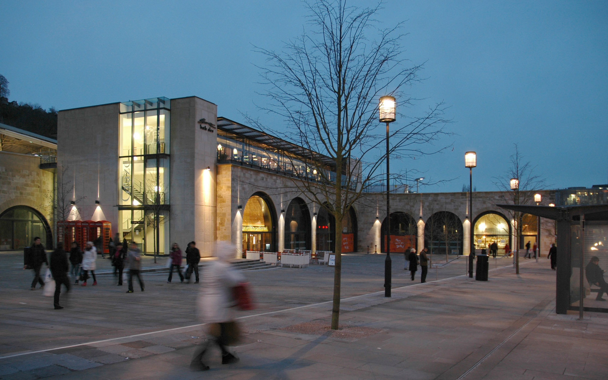 
                    Bath Spa Railway Station & Transport Interchange
                -1