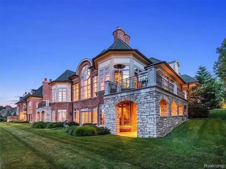 豪宅鉴赏|密歇根湖畔的意大利风情庄园-47