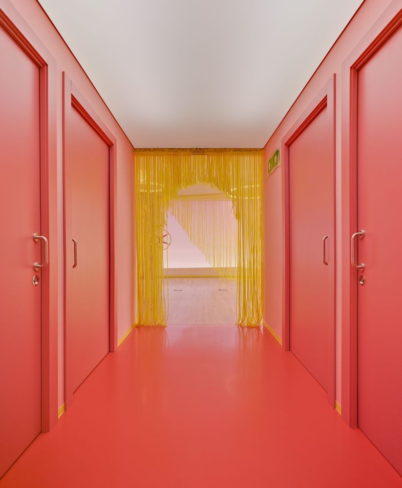 色彩与光代谢视角下的全方位康复中心设计-42