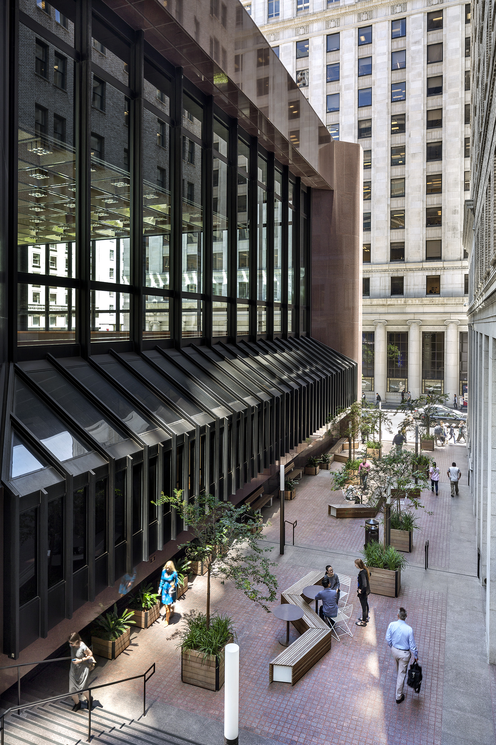 555 california street concourse-13
