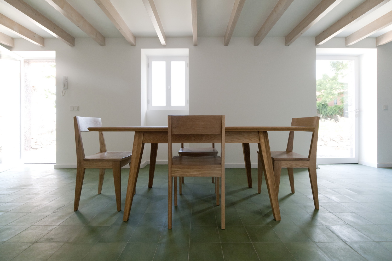 葡萄牙马德拉岛乡村景观中的典型马德兰房屋翻新与扩建-43