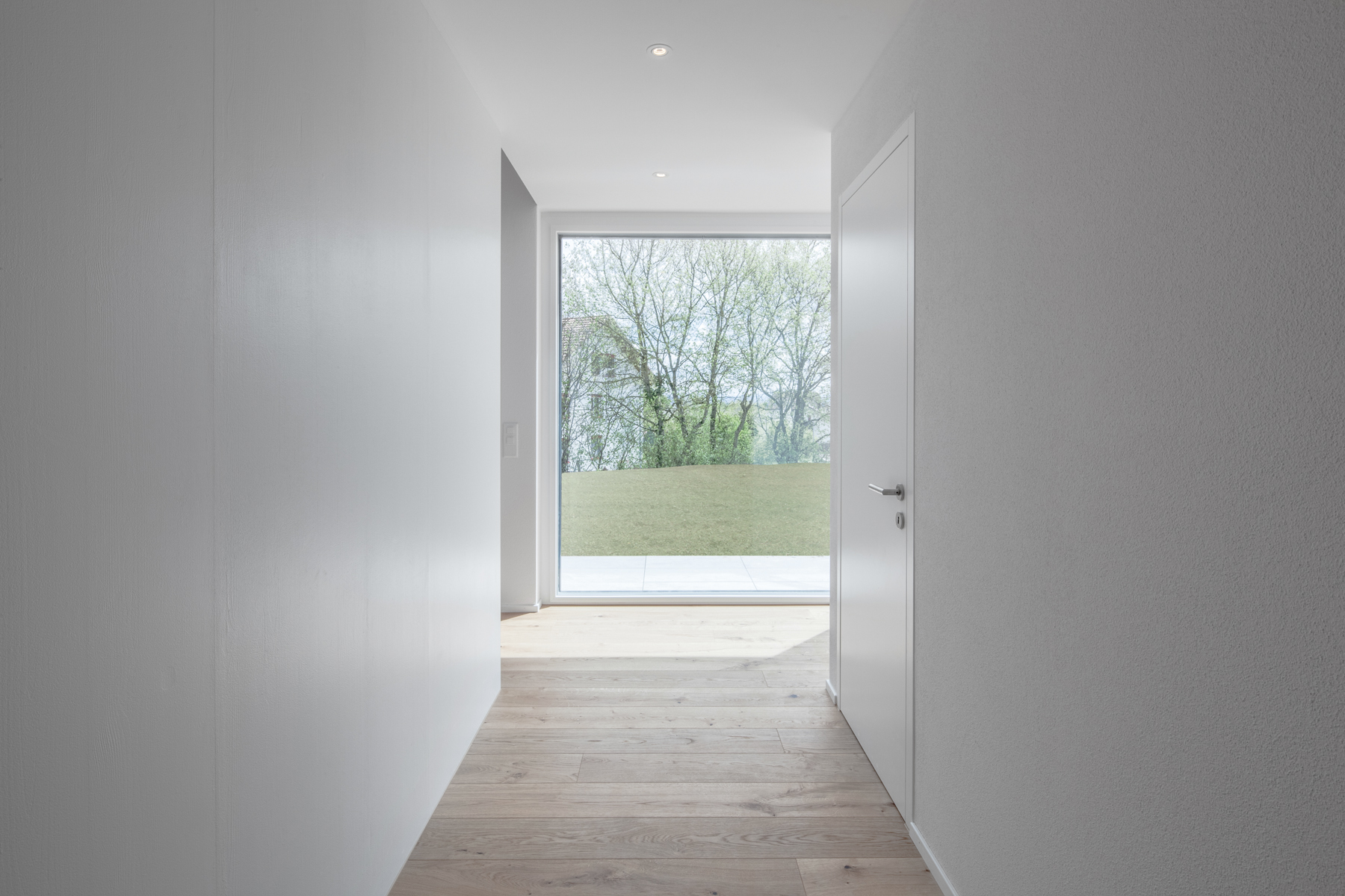 瑞士农村四口之家住宅，灵活居住空间与自然美景相融合-10