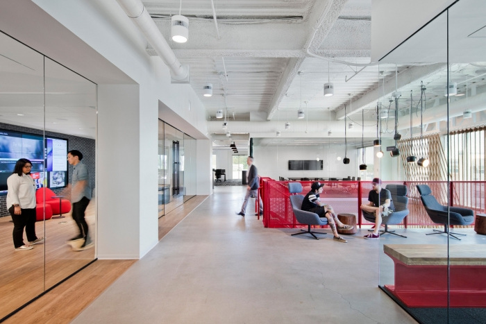 美国格林维尔 EP+Co.现代工业风办公空间-7