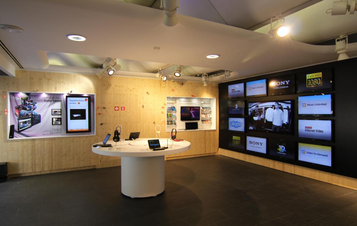 Tienda Sony Style（巴塞罗那索尼门店）丨西班牙巴塞罗那丨estudio vilablanch-6