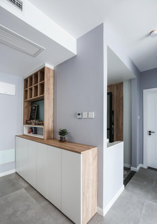 朝上空间设计工作室 | 平层小宅的完美变身-4