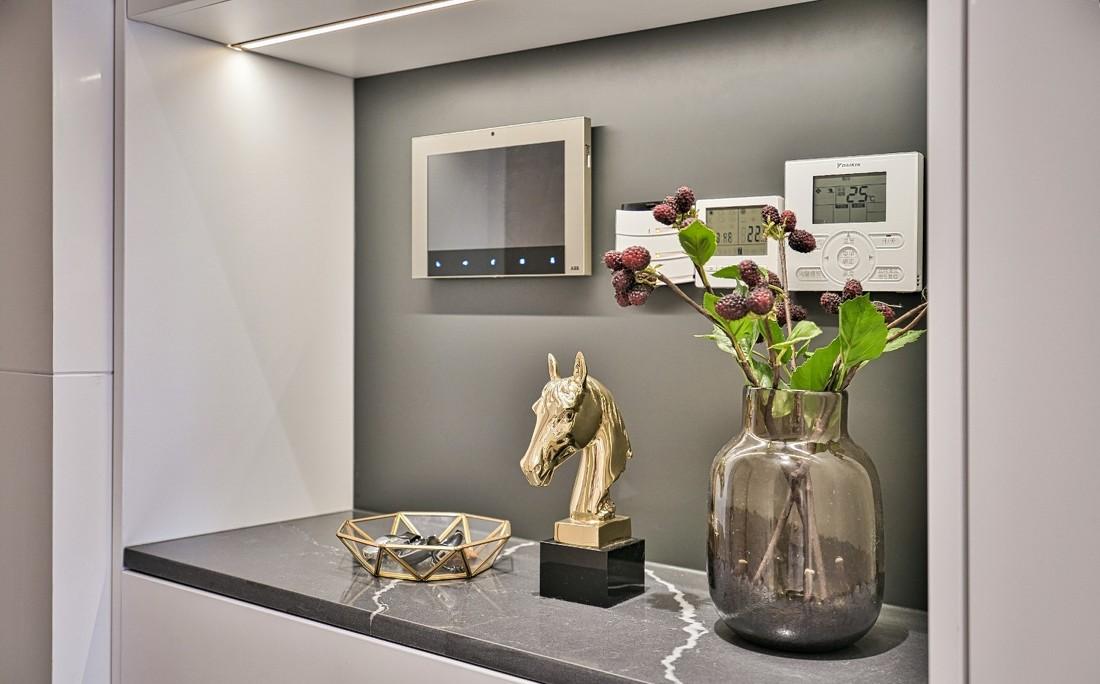 三原色装点的梦幻之家-2