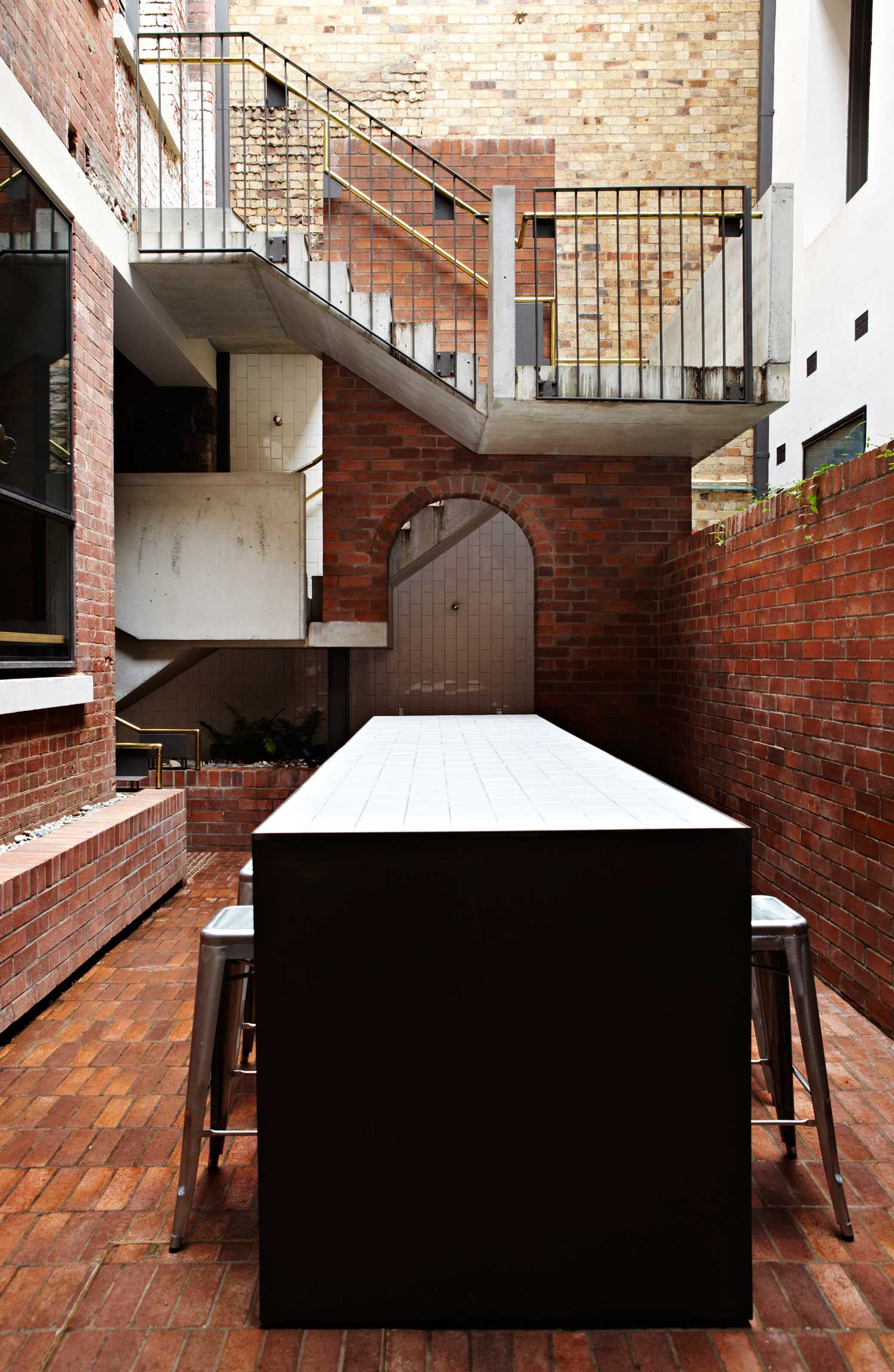 米尔恩街住宅，19 詹姆斯街，万多街，金发维纳斯零售店，砖厂设计工作室，唐娜·比昂达，测量公司，标准市场公司-39