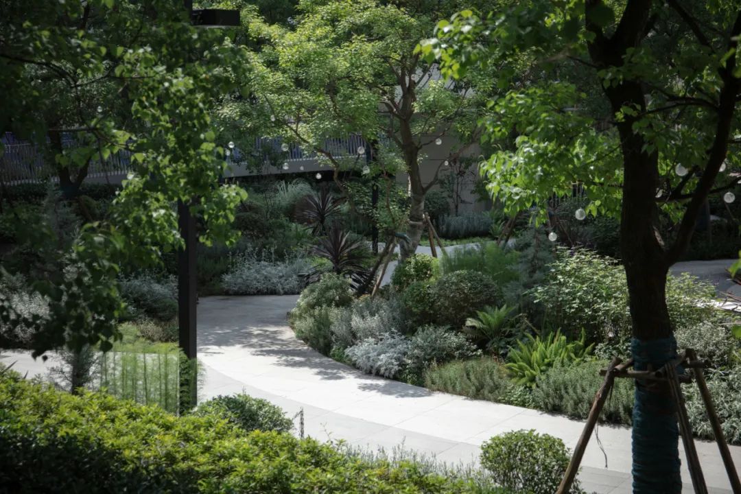 重庆旭辉华宇御璟 • 湖山住宅景观丨中国重庆-14