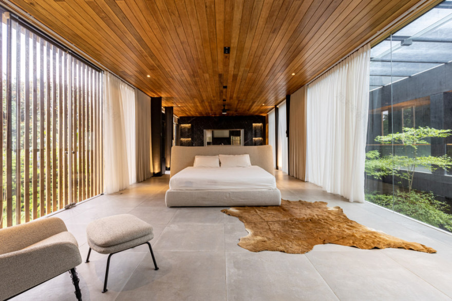 马尼拉特新房子 (2020) | 室内外融合的城市别墅-20