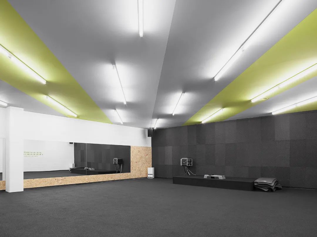 极致炫酷健身房！挥洒热血-79