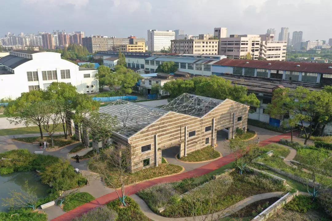 上海杨浦滨江电站辅机厂东厂“共生构架”空间-27