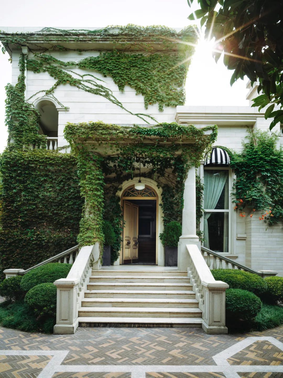 上海法式别墅丨中国上海丨摩克设计-16