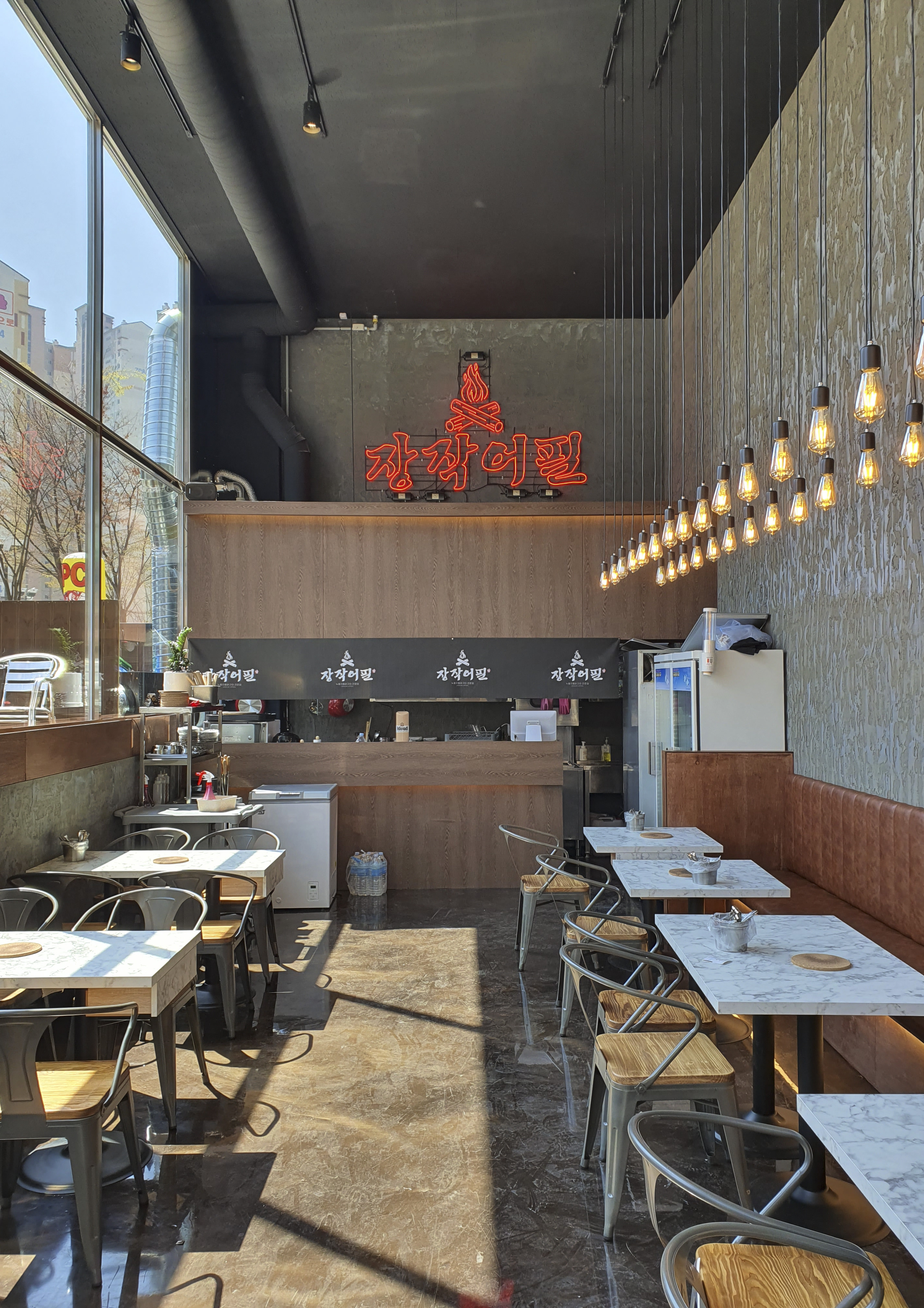 23 坪现代简约风格鸡排店室内设计-2