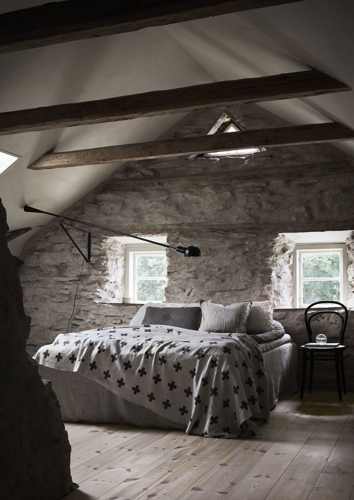 瑞典哥特兰岛的石制别墅 | 回归自然的摩登北欧风-17