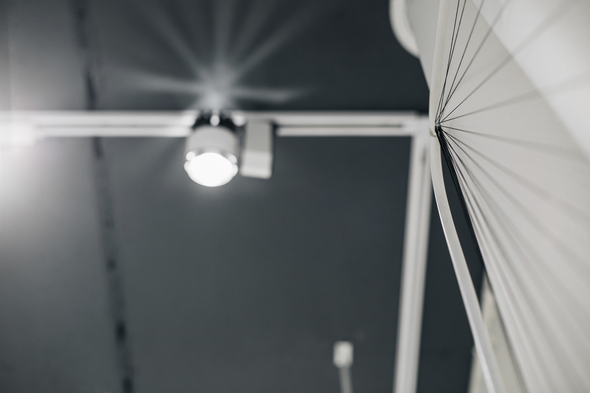 马特维耶夫精品服装展示厅丨西班牙丨西班牙 TABOORET 设计工作室-16