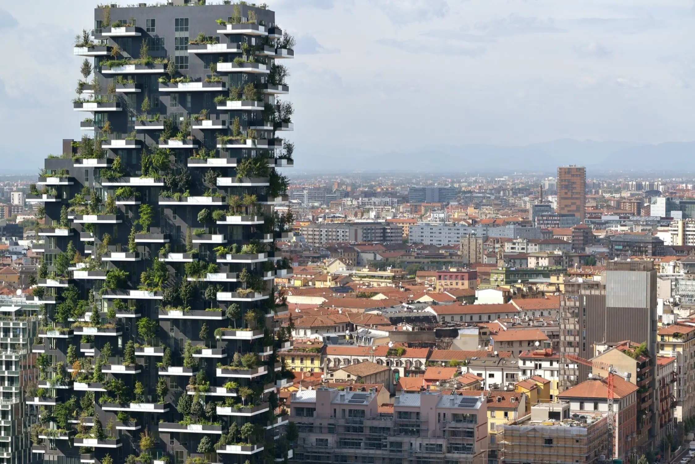 米兰传奇建筑 Bosco Verticale 的现代公寓设计-18