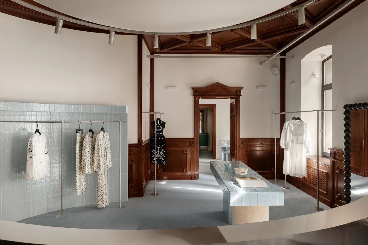 Messa House 女装零售店丨哈萨克斯坦丨UP2DATE architects-60