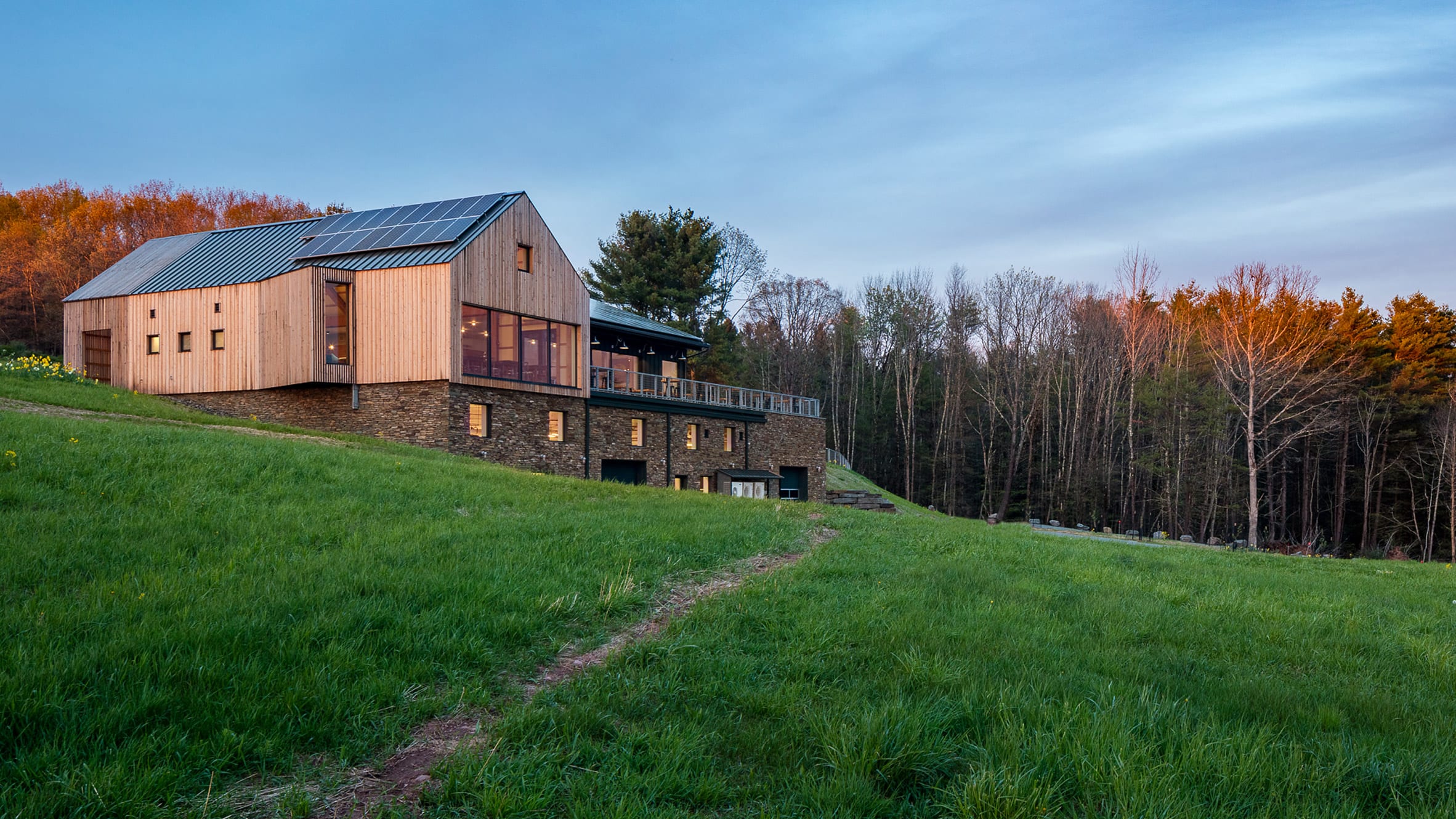 纽约 Catskill 山脉的环保酒吧式 Seminary Hill Cidery-0