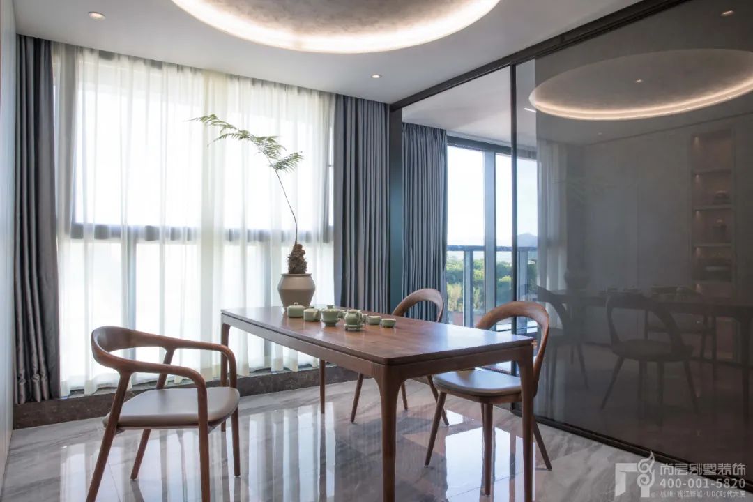 以“自然,水,帆”为主题的现代简约别墅设计丨中国杭州丨尚层别墅装饰-35