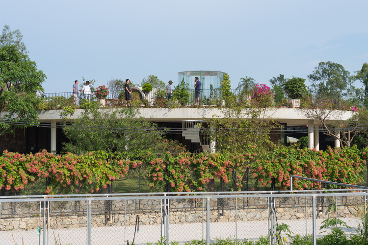 回归自然的现代乡村家园-30