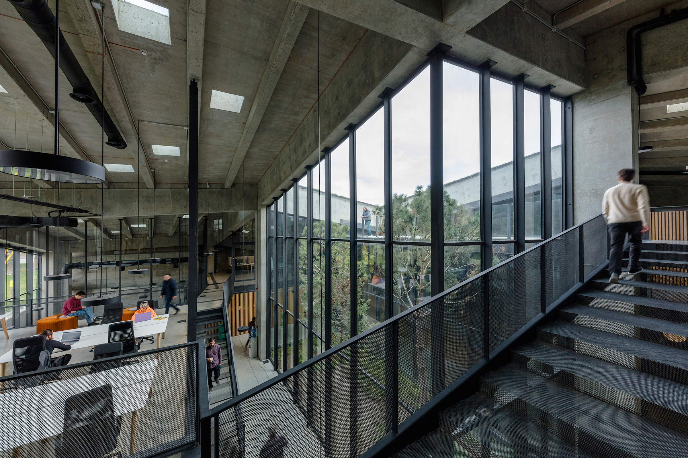 咖啡生产厂Meama丨Khmaladze Architects-31