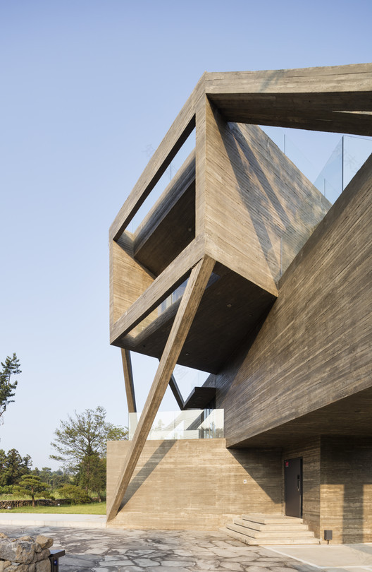 济州岛上的独特“Simple House”-7