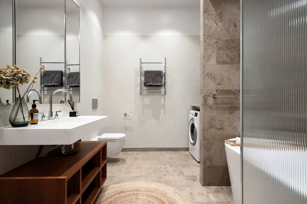 复古工业风优雅公寓,内外反差设计惊艳-10