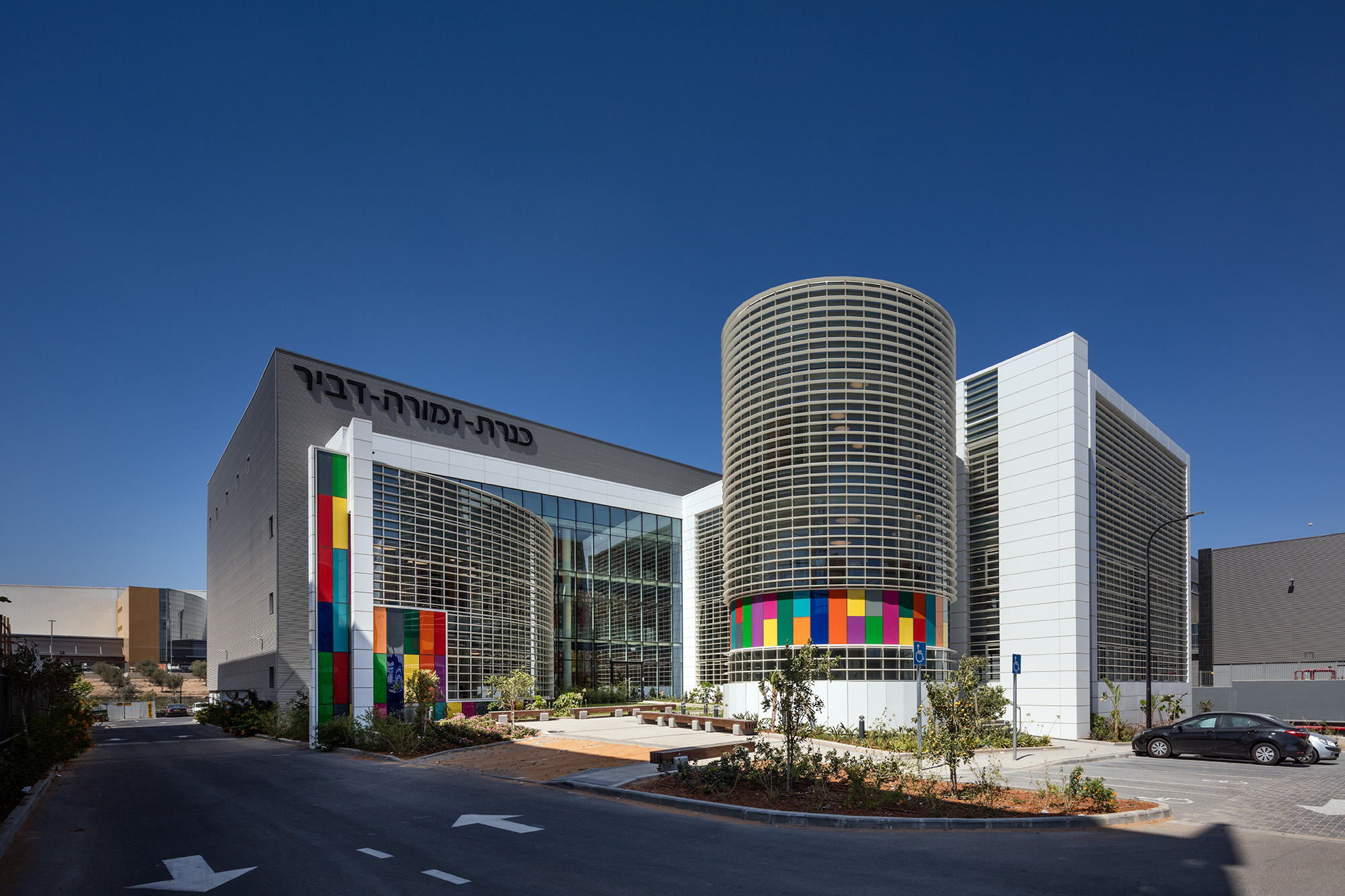 以色列知名出版公司新总部-20