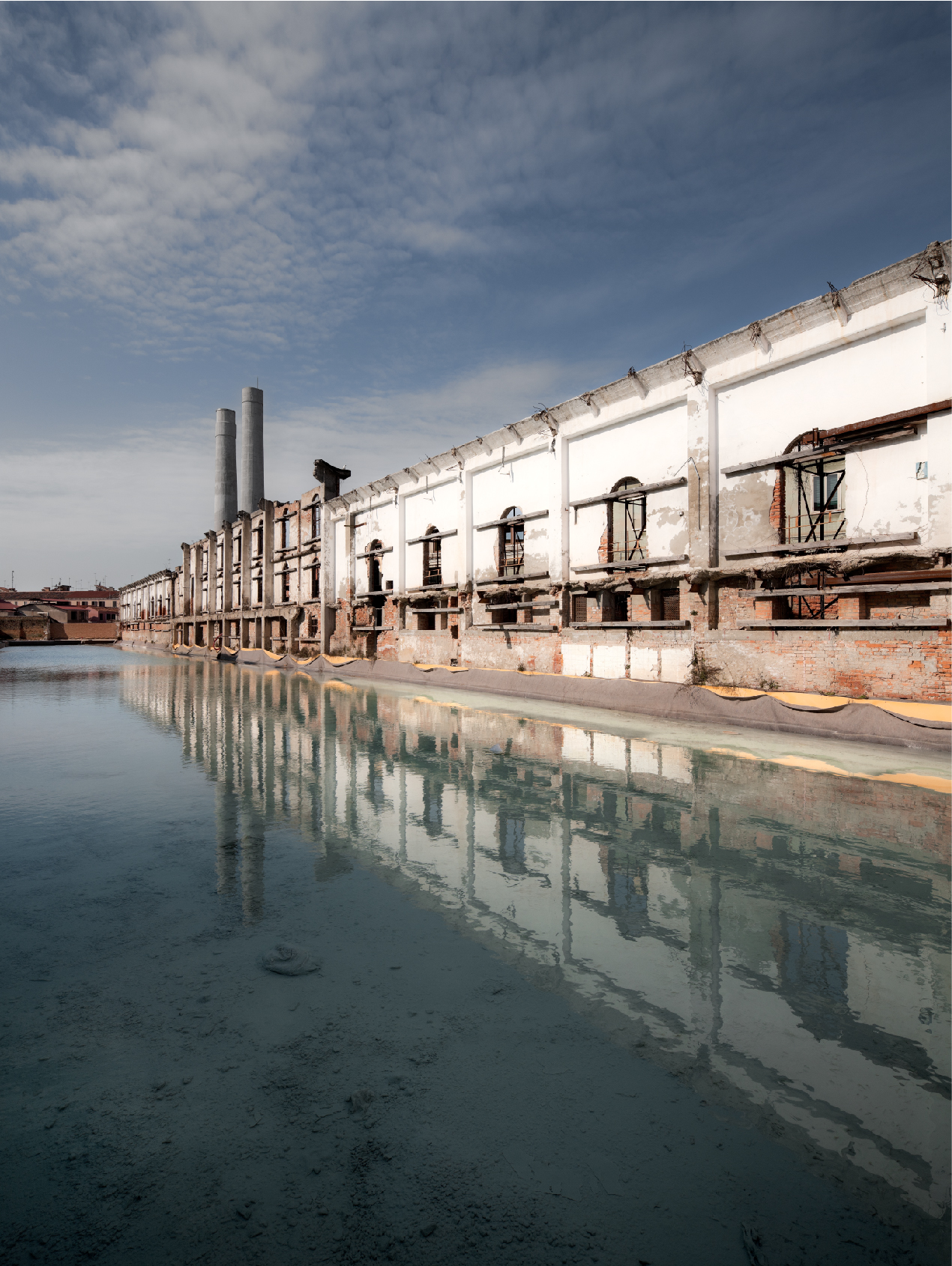 穆拉诺岛玻璃工厂重生，Macola 工作室打造独特住宅综合体-19