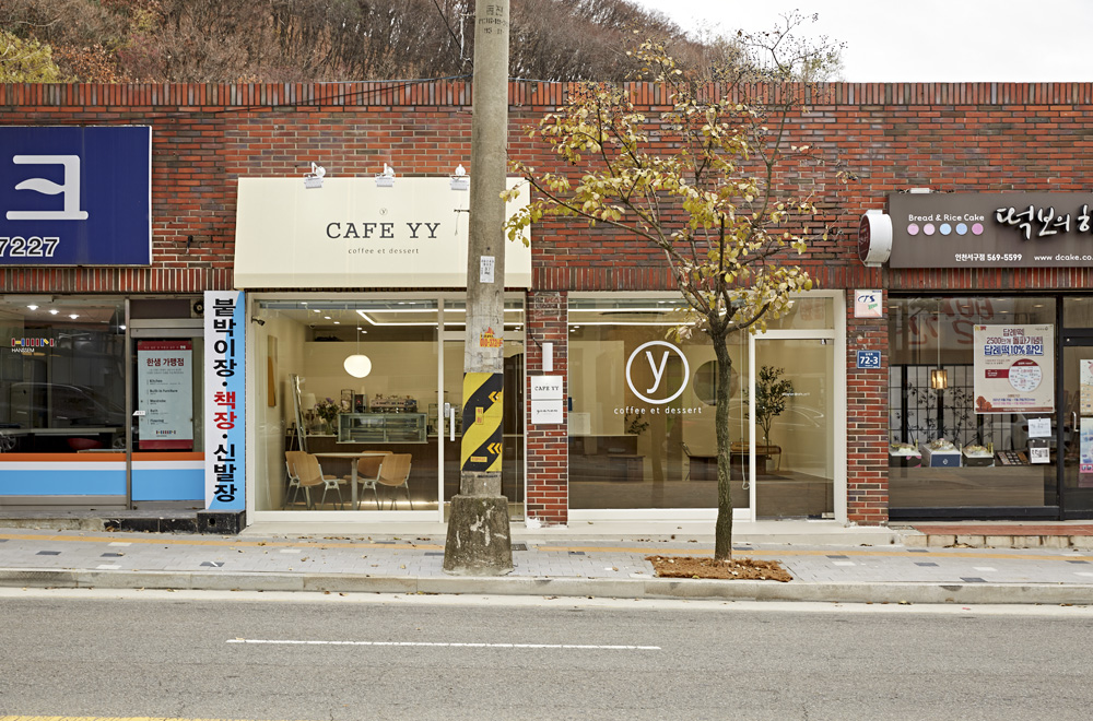 15 坪极简咖啡厅，展现韩式咖啡文化魅力-2