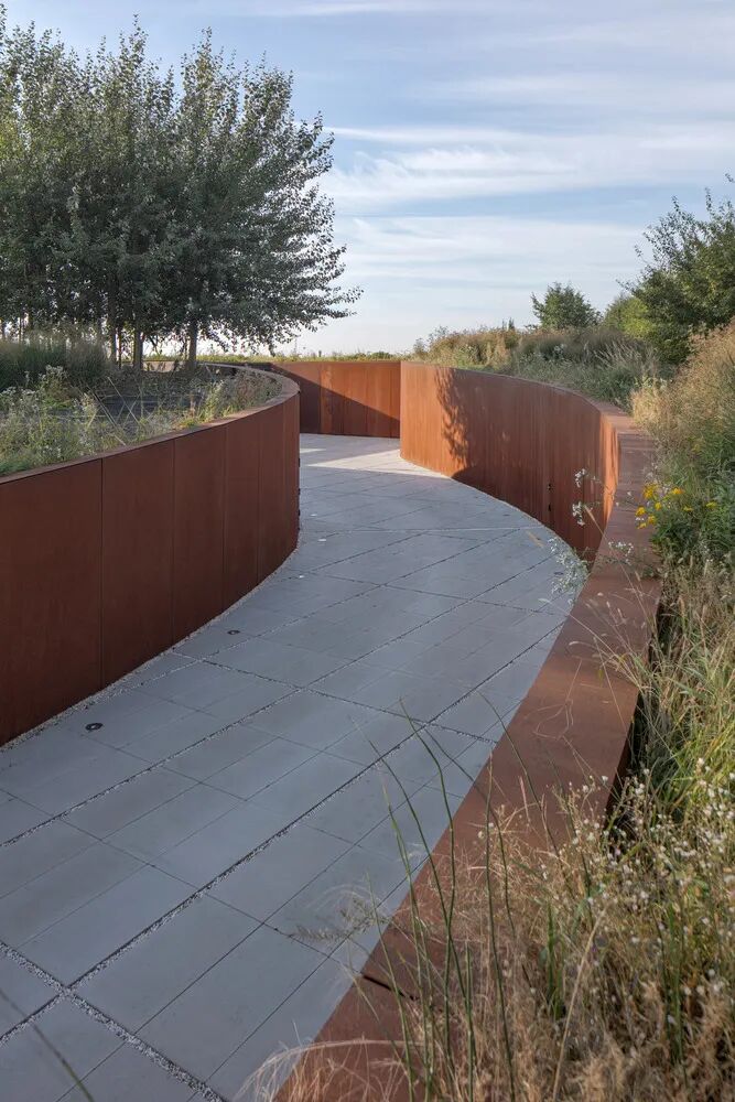 波兰坡地河畔集成住宅丨77建筑工作室-40