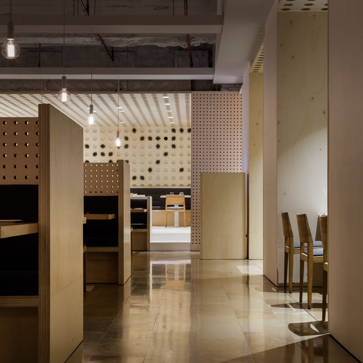 09 18 RESTAURANTE HABITUAL-12