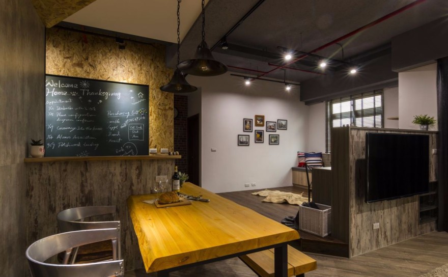 25 坪工业风幸福婚房,裸露砖墙与铁艺的完美融合-10