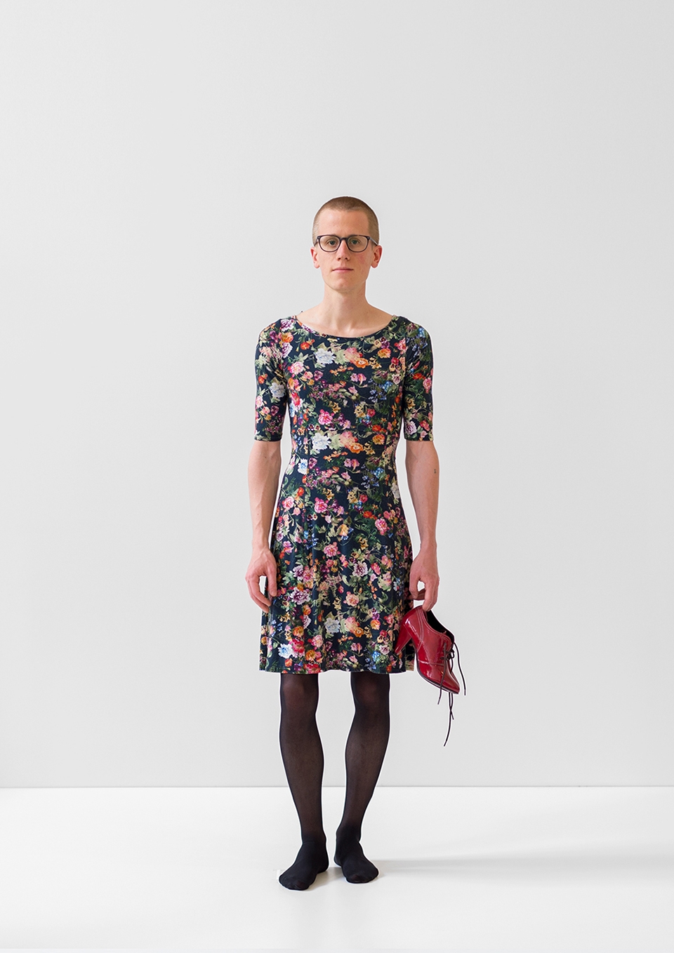 德国艺术家Simon Freund“自拍”艺术展-23