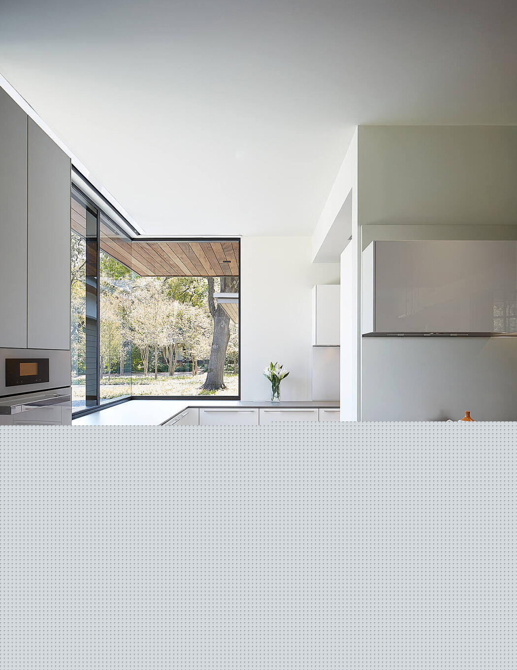 达拉斯隐藏池塘的中世纪住宅设计丨美国达拉斯丨Larue Architects-4