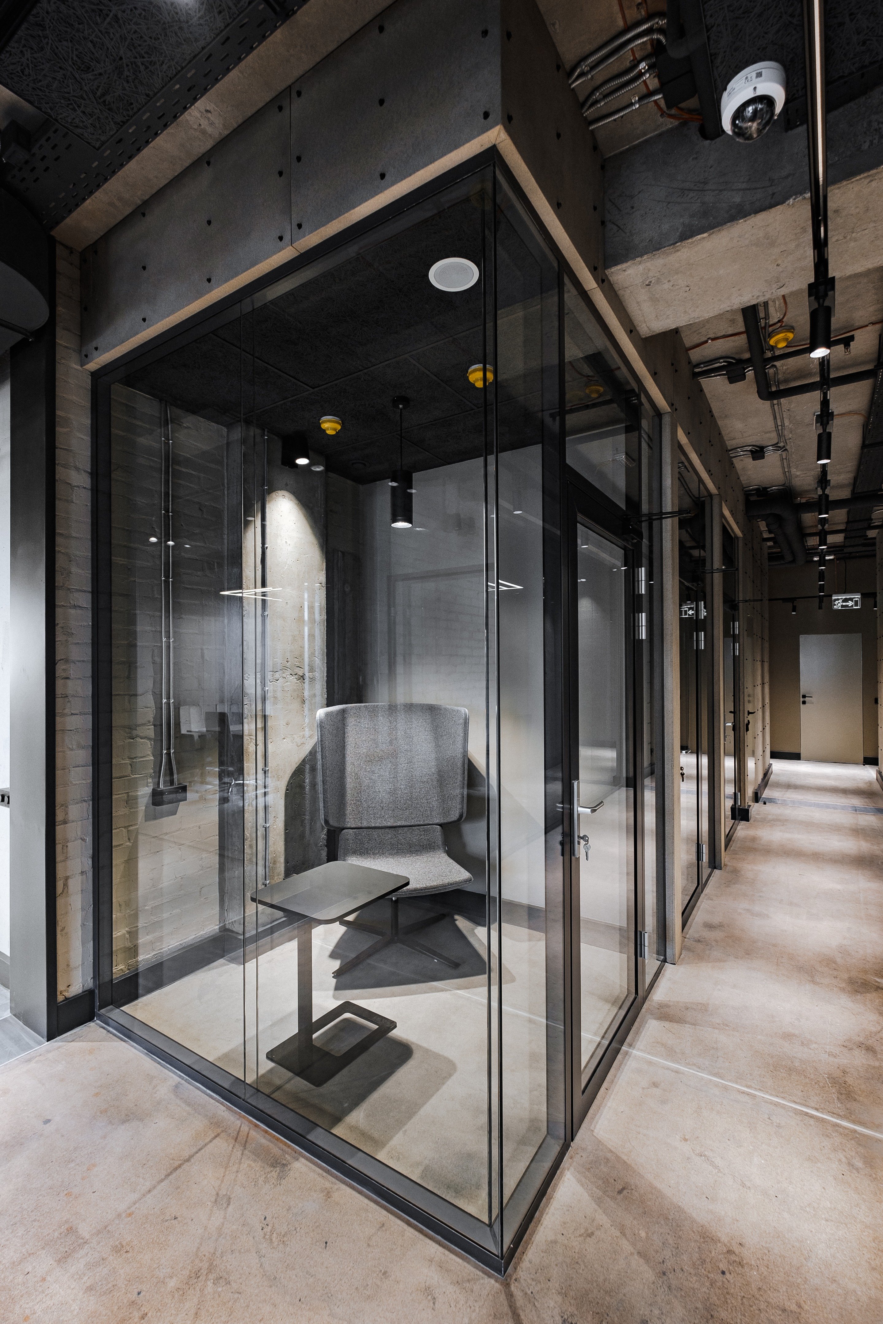 马斯纳维资本办公室丨乌克兰基辅丨loft buro-13