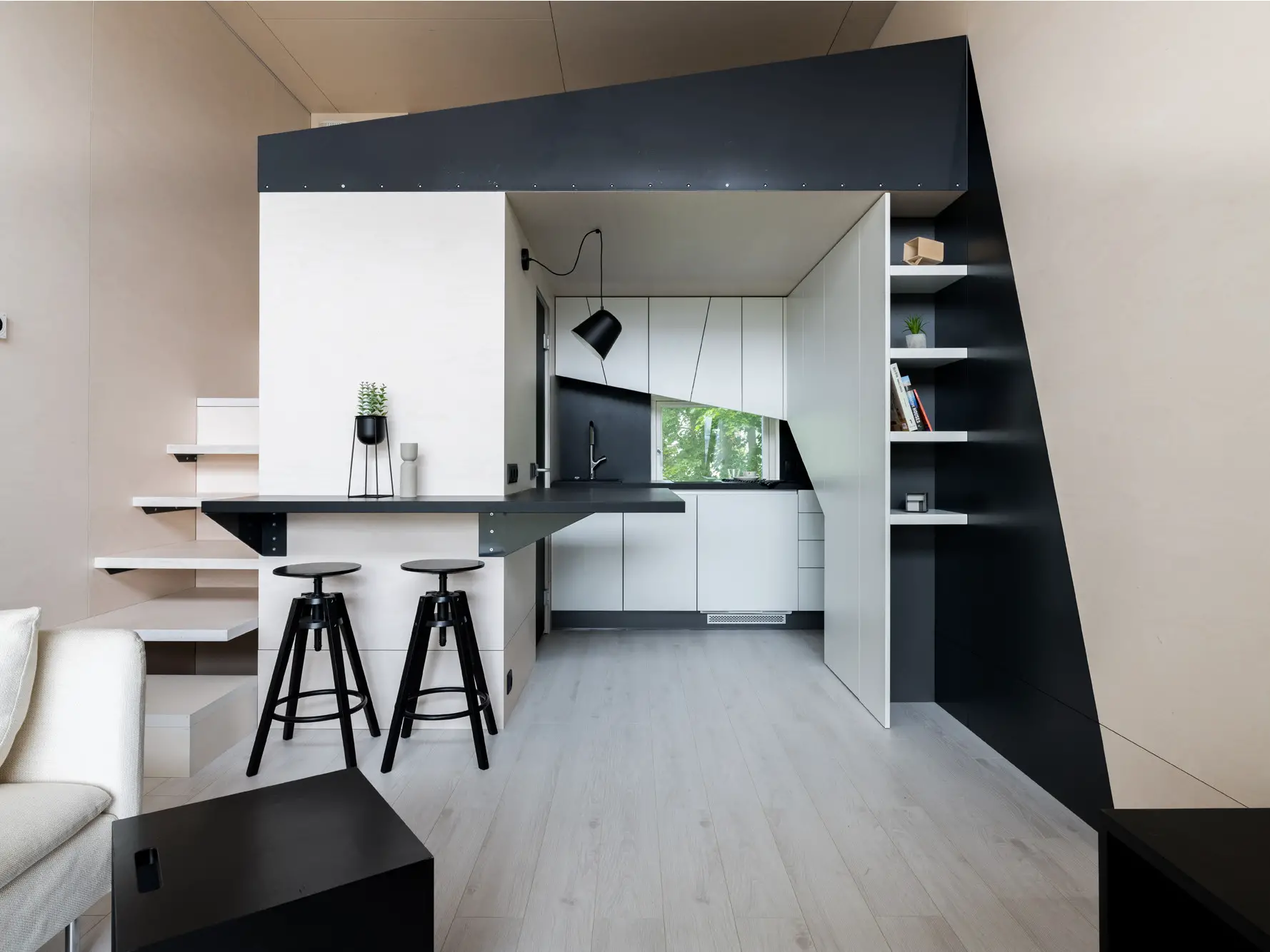 31m²创新设计小木屋，轻便环保，引领生态居住新潮流-1