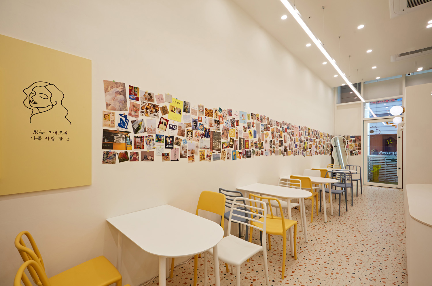 17 分满分的黄色咖啡厅设计-7