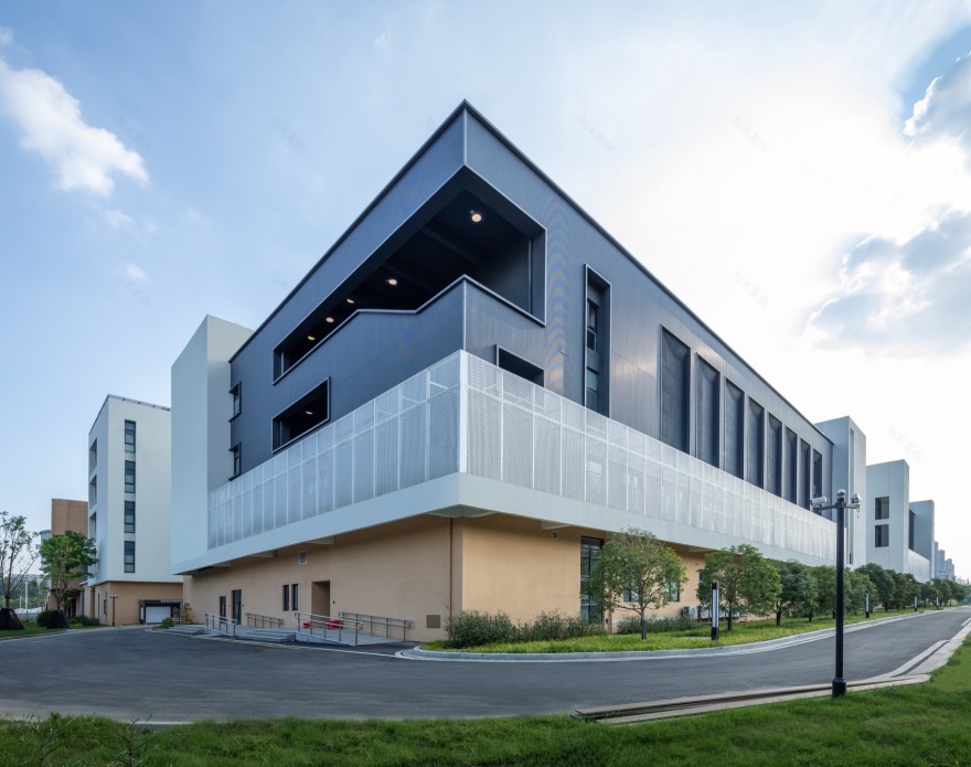 无锡和畅实验中学 / c+d设计中心-65