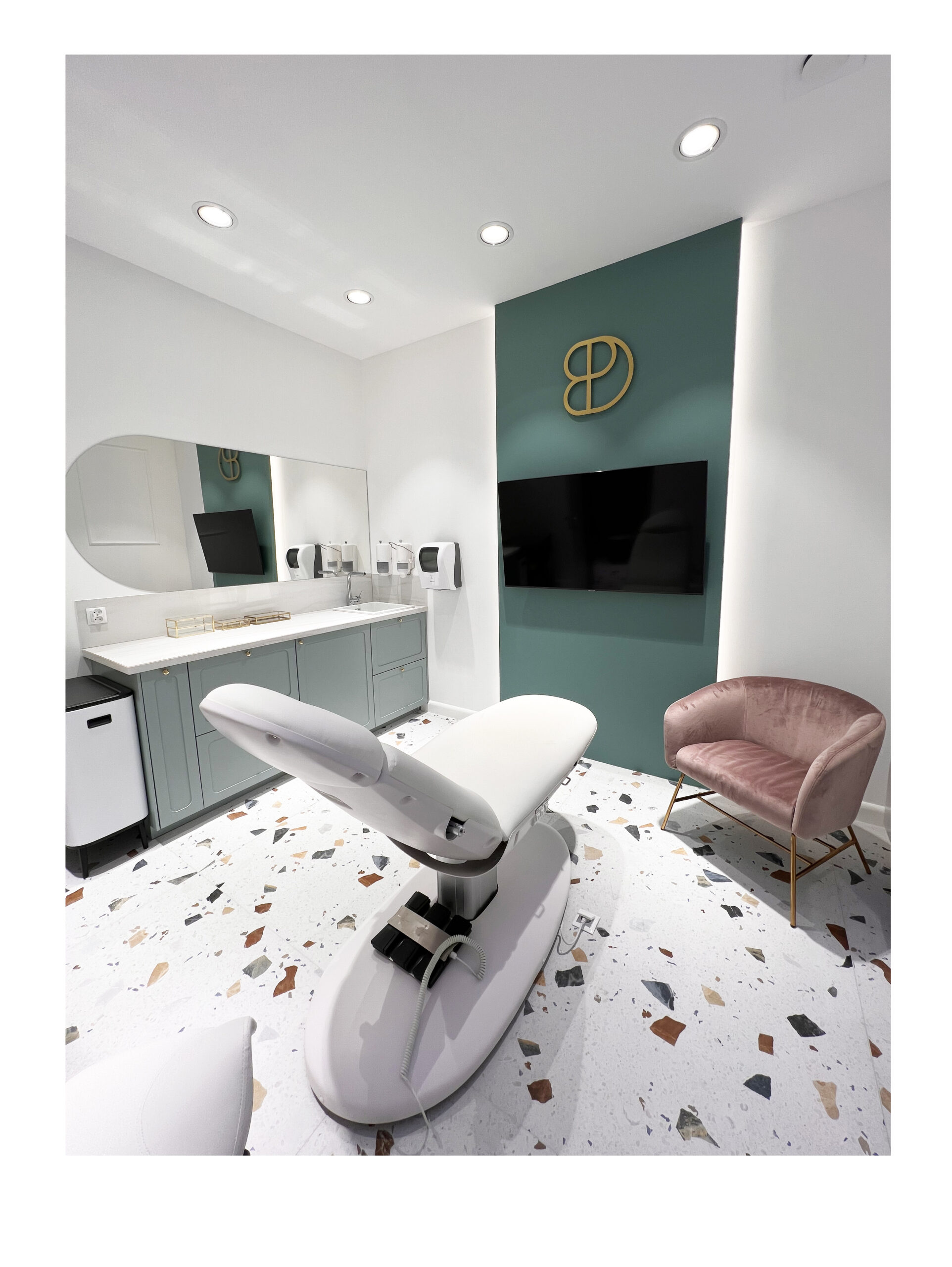 Jasnowska Interior Design · 美容医学沙龙-16