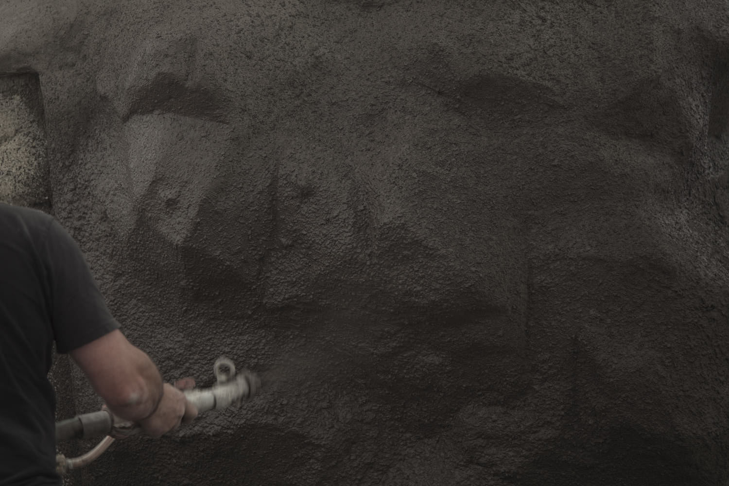 “Antoine”瑞士高山小屋丨BUREAU A-20