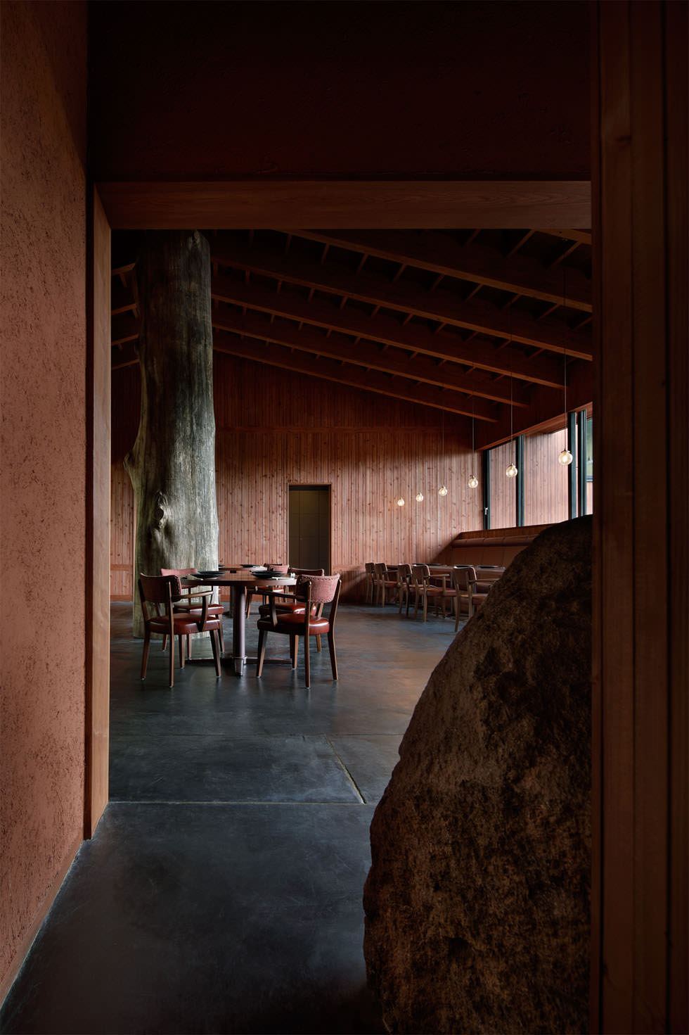 日本 Gora Brewery Grill 餐厅设计丨日本神奈川丨Hiroshi Nakamura&NAP-9