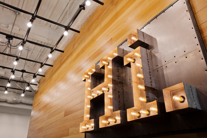 美国格林维尔 EP+Co.现代工业风办公空间-14